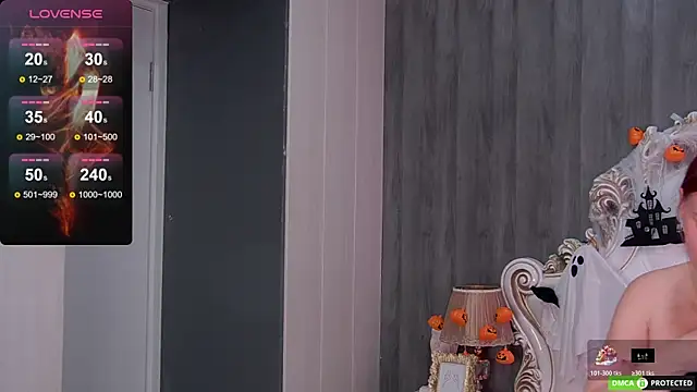 EmmaWarren online show from October 22, 4:13 am