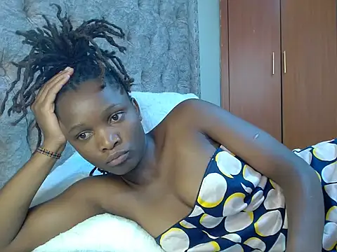 Naughty Girl17 online show from December 5, 7:49 am