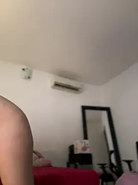 Snapshot of Hips_hannah chatting on March 8, 7:09 pm Hips hannah online show from March 8, 7:09 pm