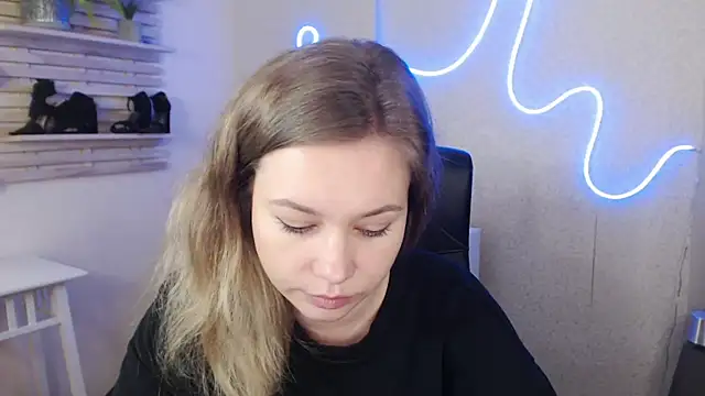 Snapshot of holly_xglam chatting on January 30, 8:43 am holly xglam online show from January 30, 8:43 am