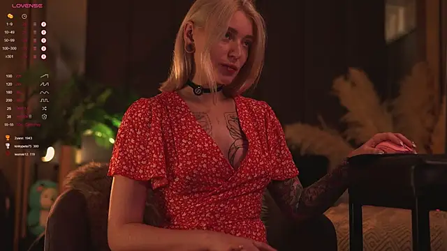 LinaKinky online show from December 8, 2:52 pm