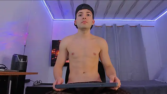 Snapshot of bower_and_colucci chatting on November 23, 1:27 am bower and colucci online show from November 23, 1:27 am