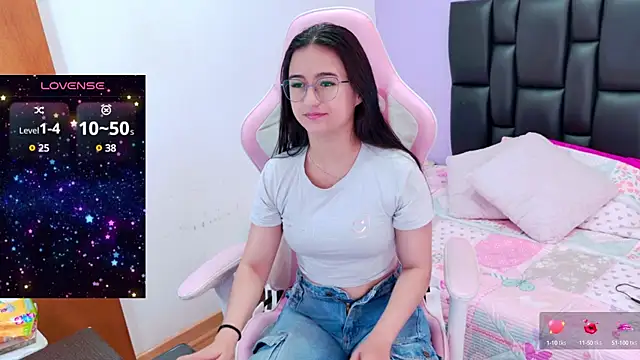 im-eliza online show from February 1, 11:43 am