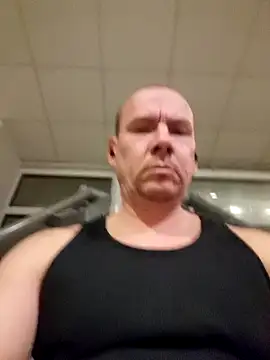 Snapshot of Netterarsch40 chatting on September 30, 10:37 pm Netterarsch40 online show from September 30, 10:37 pm