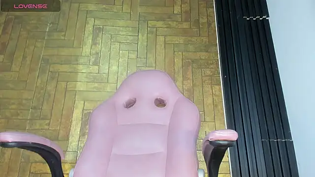 Lissalittlee online show from February 12, 7:24 pm