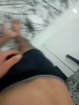 Snapshot of Kurtsikici@xh chatting on November 16, 12:05 am Kurtsikicixh online show from November 16, 12:05 am