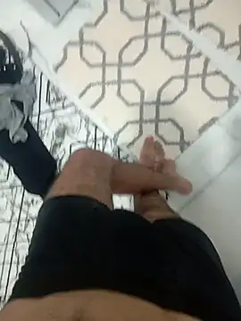 Snapshot of Kurtsikici@xh chatting on December 3, 3:25 am Kurtsikicixh online show from December 3, 3:25 am