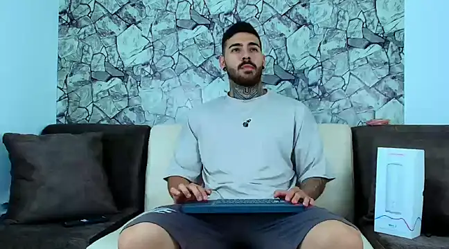 silvano torres online show from December 14, 6:30 pm