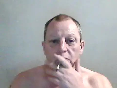 Snapshot of chubbybear2cum chatting on December 22, 9:00 am chubbybear2cum online show from December 22, 9:00 am