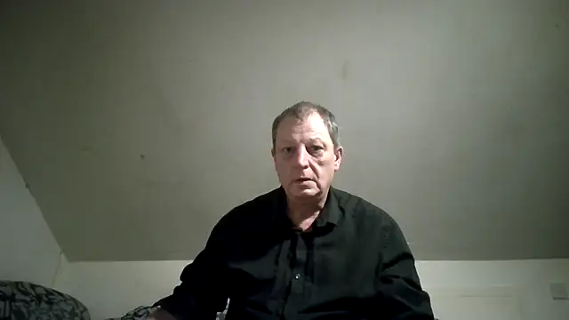 Snapshot of chubbybear2cum chatting on February 18, 1:45 am chubbybear2cum online show from February 18, 1:45 am