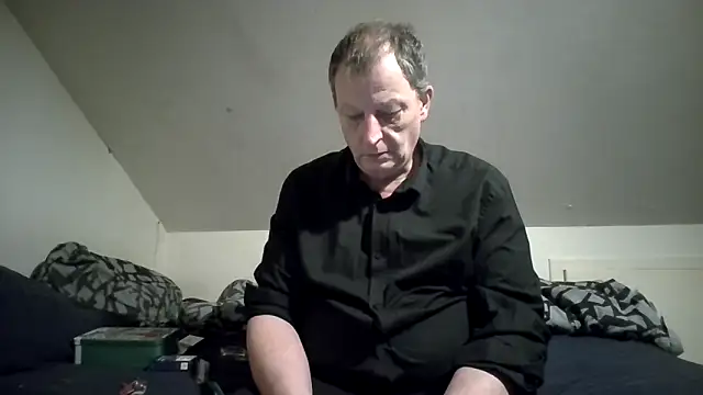 Snapshot of chubbybear2cum chatting on February 28, 5:19 am chubbybear2cum online show from February 28, 5:19 am