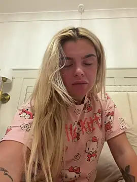 IrishTeenBarbie69 online show from May 31, 9:16 pm