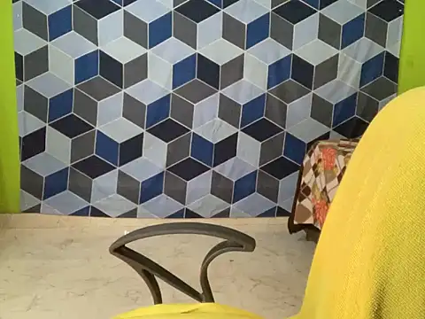 Snapshot of Aishwarya_101_ chatting on January 24, 8:32 pm Aishwarya 101 online show from January 24, 8:32 pm