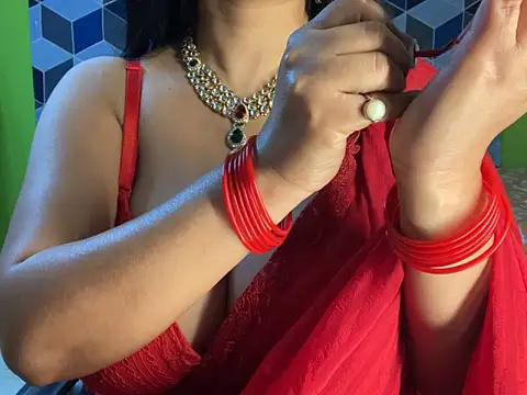 Snapshot of Aishwarya_101_ chatting on March 5, 2:57 am Aishwarya 101 online show from March 5, 2:57 am