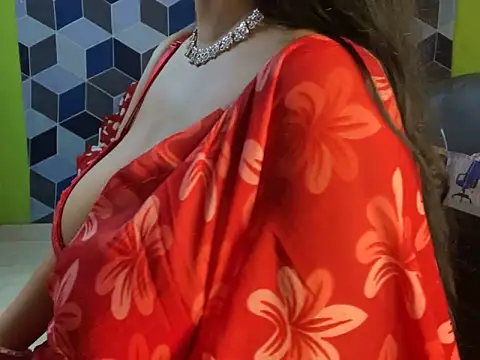 Snapshot of Aishwarya_101_ chatting on March 11, 3:56 pm Aishwarya 101 online show from March 11, 3:56 pm