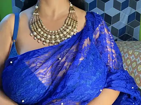 Snapshot of Aishwarya_101_ chatting on March 16, 4:09 am Aishwarya 101 online show from March 16, 4:09 am