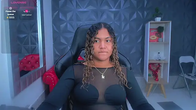 Cristal War online show from November 25, 11:27 pm