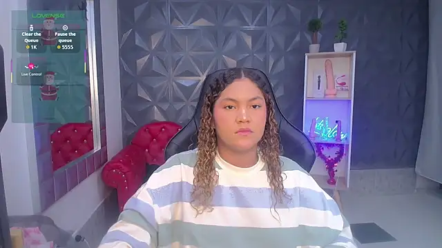 Cristal War online show from December 18, 10:49 pm