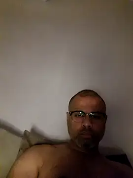 desi black cock online show from December 3, 8:27 am