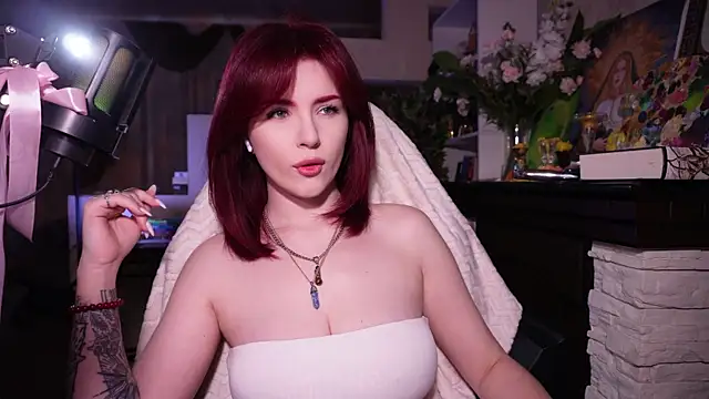 Chriss Fox online show from November 19, 3:34 pm