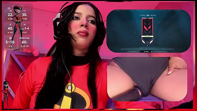 SweetieCloe  online show from October 19, 9:04 pm