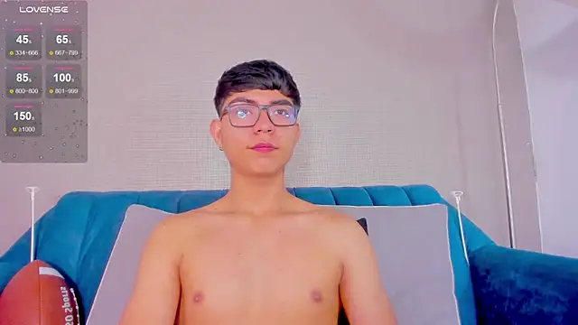 Snapshot of CodyTwink chatting on March 14, 2:41 pm CodyTwink online show from March 14, 2:41 pm