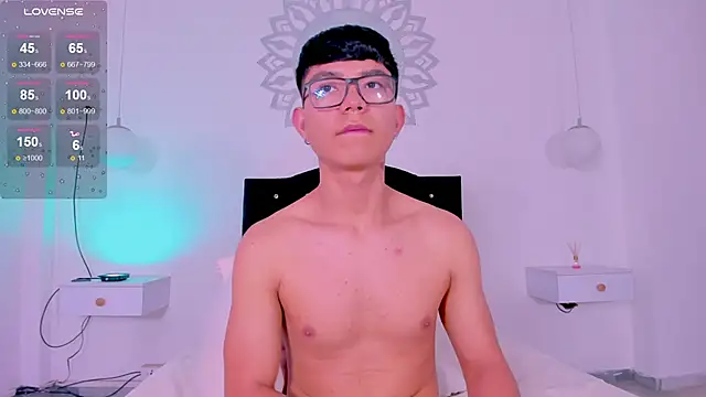 CodyTwink online show from November 21, 5:22 pm