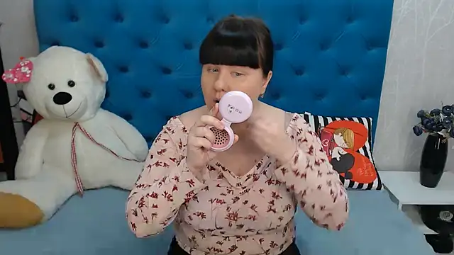 Sexy MALIKKA online show from February 20, 9:44 am