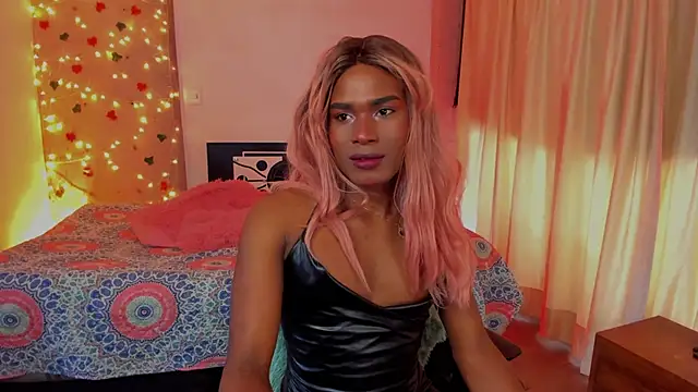 blackbarbietrans online show from February 6, 9:38 pm