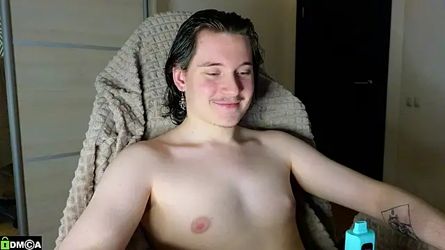 Snapshot of MoreRealAlex chatting on January 6, 8:56 pm MoreRealAlex online show from January 6, 8:56 pm