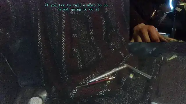 Snapshot of robeaulieu02 chatting on March 9, 8:51 am robeaulieu02 online show from March 9, 8:51 am