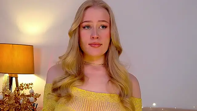 Snapshot of JuliaJaee chatting on January 12, 7:10 pm JuliaJaee online show from January 12, 7:10 pm