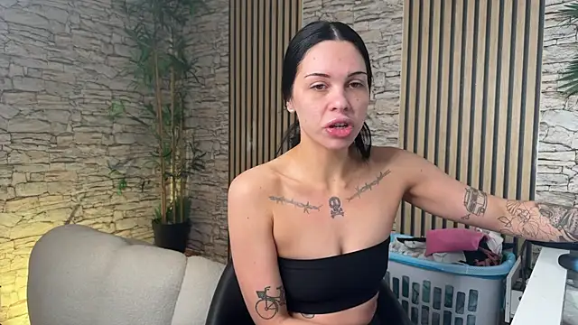 NattyFierros online show from December 18, 8:48 pm