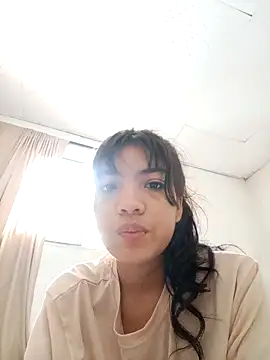 Snapshot of Boypolla11 chatting on February 9, 2:18 pm Boypolla11 online show from February 9, 2:18 pm