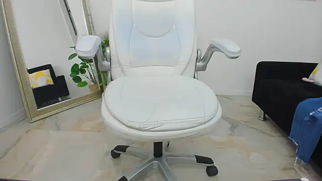 Darya Baby online show from March 11, 11:15 pm