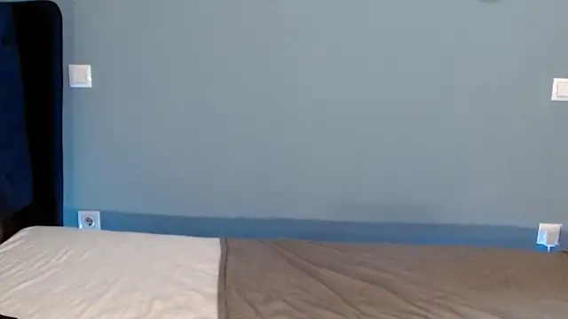 Snapshot of AnnaMaee chatting on January 10, 12:27 am AnnaMaee online show from January 10, 12:27 am