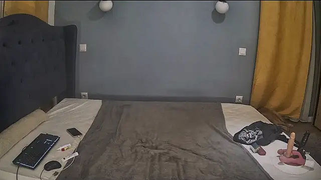 Snapshot of AnnaMaee chatting on January 19, 10:39 pm AnnaMaee online show from January 19, 10:39 pm