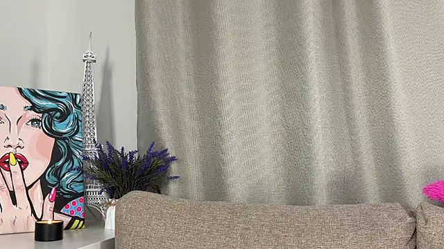 Snapshot of JodyBlow chatting on November 25, 4:07 pm JodyBlow online show from November 25, 4:07 pm