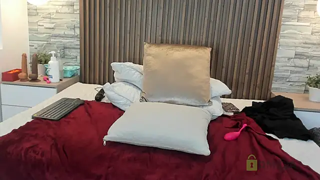 Snapshot of alannavidal chatting on January 20, 9:46 am alannavidal online show from January 20, 9:46 am