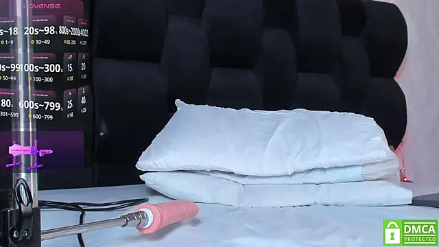 Snapshot of Eris_Rose chatting on March 6, 11:20 pm Eris Rose online show from March 6, 11:20 pm