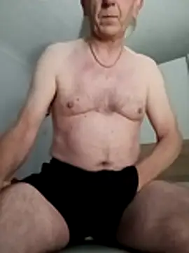 Snapshot of mr_english50 chatting on November 12, 10:30 pm mr english50 online show from November 12, 10:30 pm