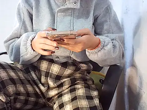 Haralushiaaax online show from December 23, 1:14 am