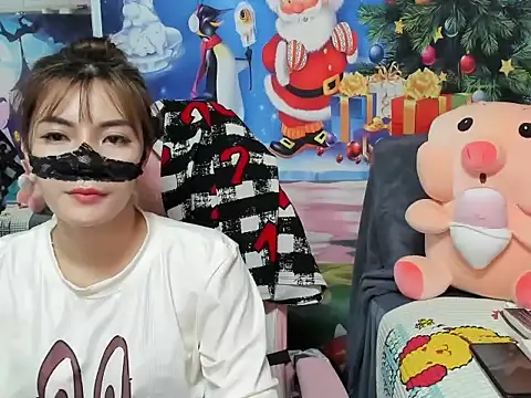 Snapshot of Sugar_lipsz chatting on December 18, 5:10 pm Sugar lipsz online show from December 18, 5:10 pm