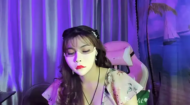 Snapshot of Sugar_lipsz chatting on March 18, 3:53 am Sugar lipsz online show from March 18, 3:53 am