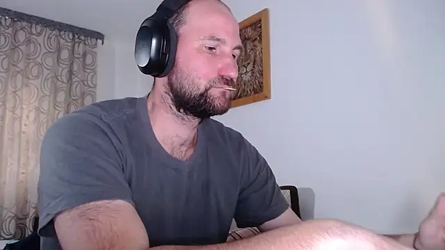 Snapshot of Popadosik_Mod chatting on March 3, 10:43 am Popadosik Mod online show from March 3, 10:43 am