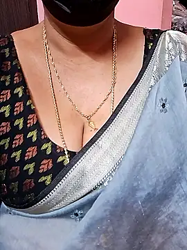 ananya956 online show from December 14, 1:33 am