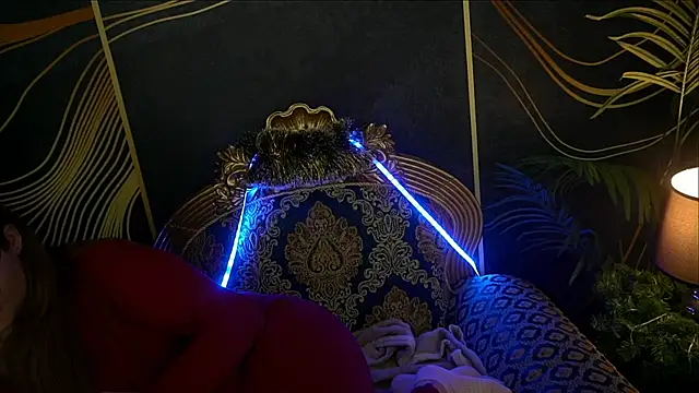 MagicPeachh  online show from January 14, 4:18 pm