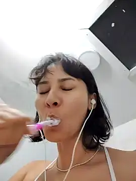 Ramona Flower online show from December 9, 8:11 am