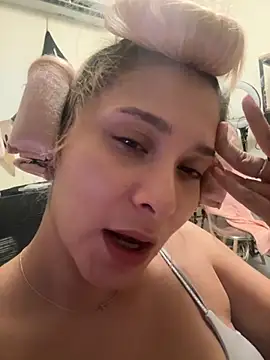 Ramona Flower online show from October 30, 11:05 pm