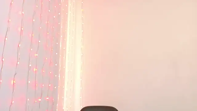 Snapshot of im_anna_ chatting on October 8, 8:06 pm im anna online show from October 8, 8:06 pm